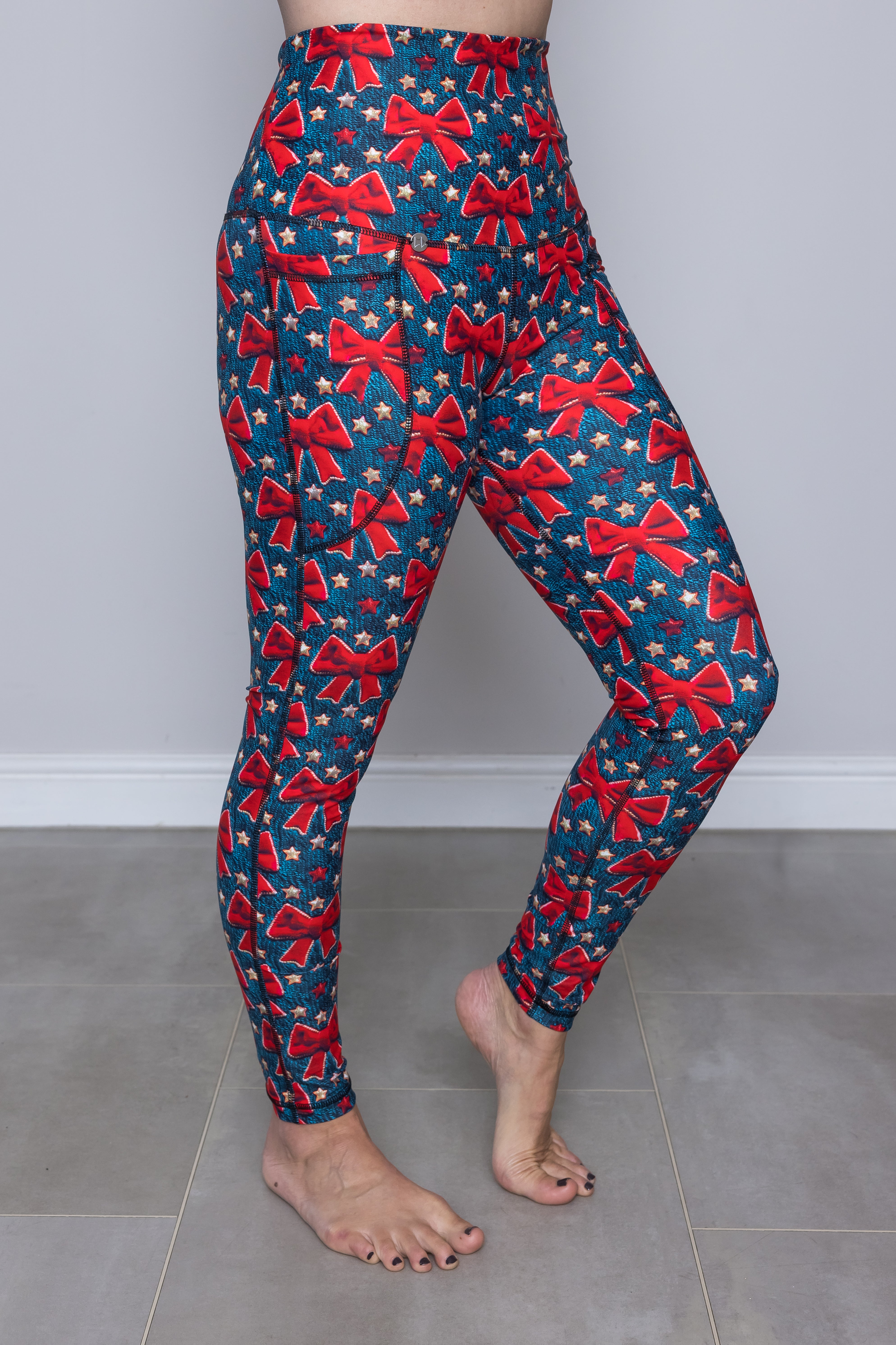 Christmas Bows Print 2 Pocket Full Leggings - Love Lissie